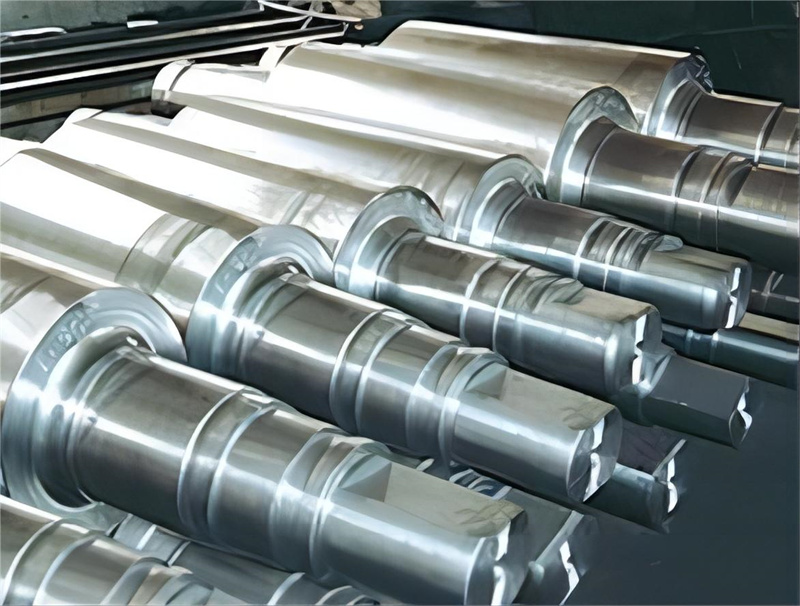 Roll and straightening roll series