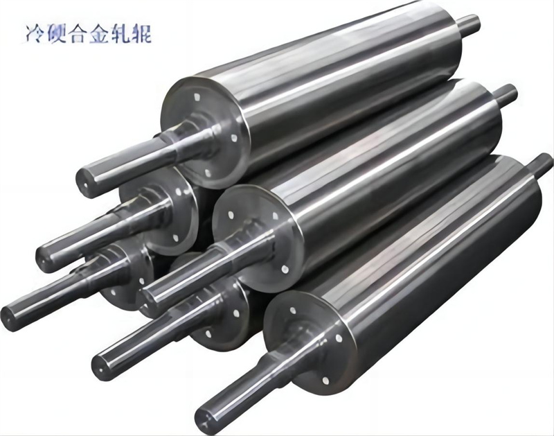 Roll and straightening roll series