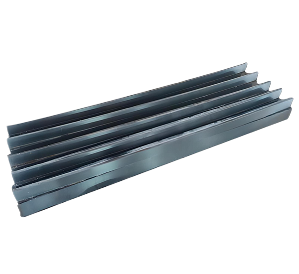 Metallurgical machinery blade